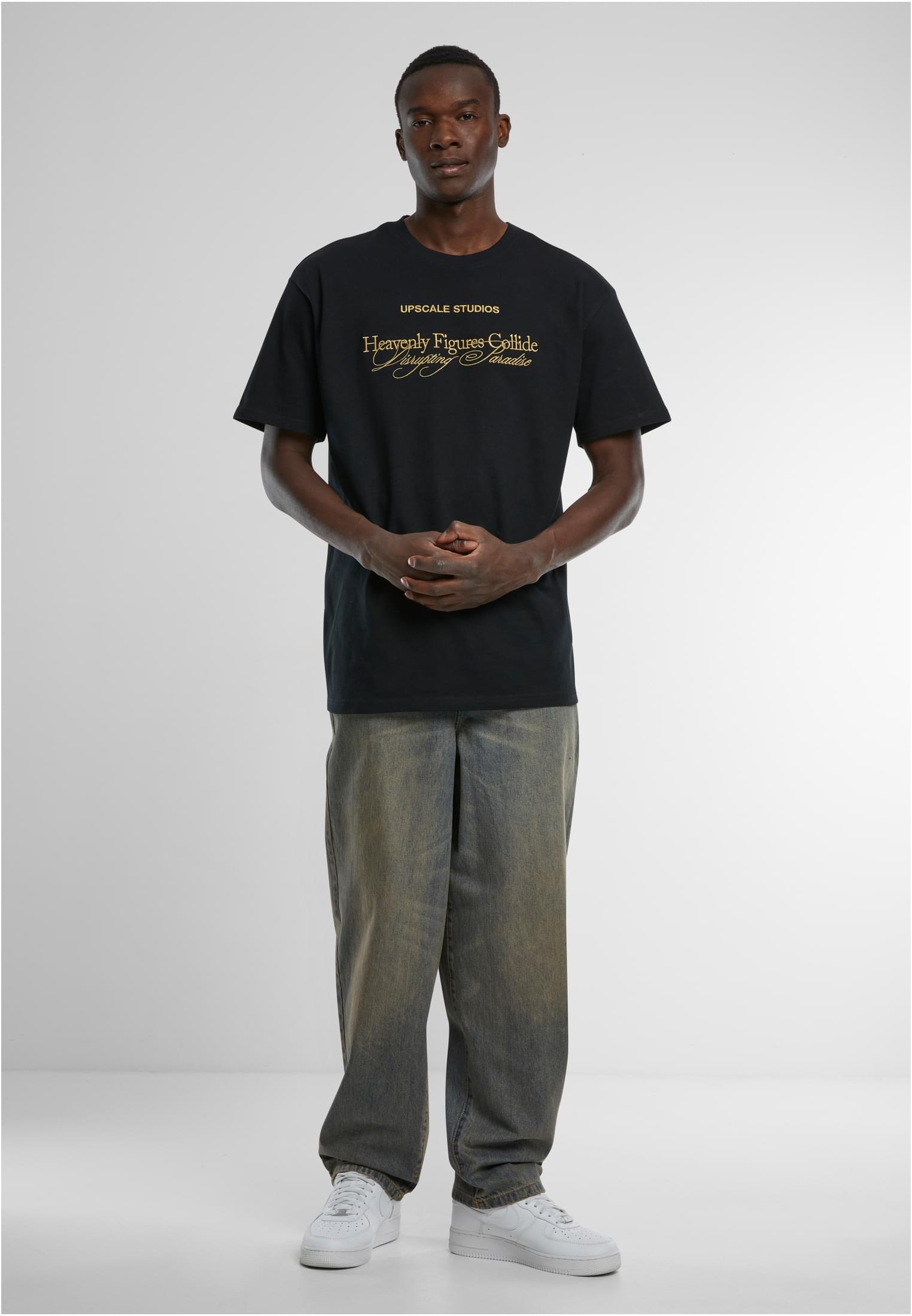 天上的身影碰撞 沉重超大號 T 恤 黑色 3XL
 - variant image 2