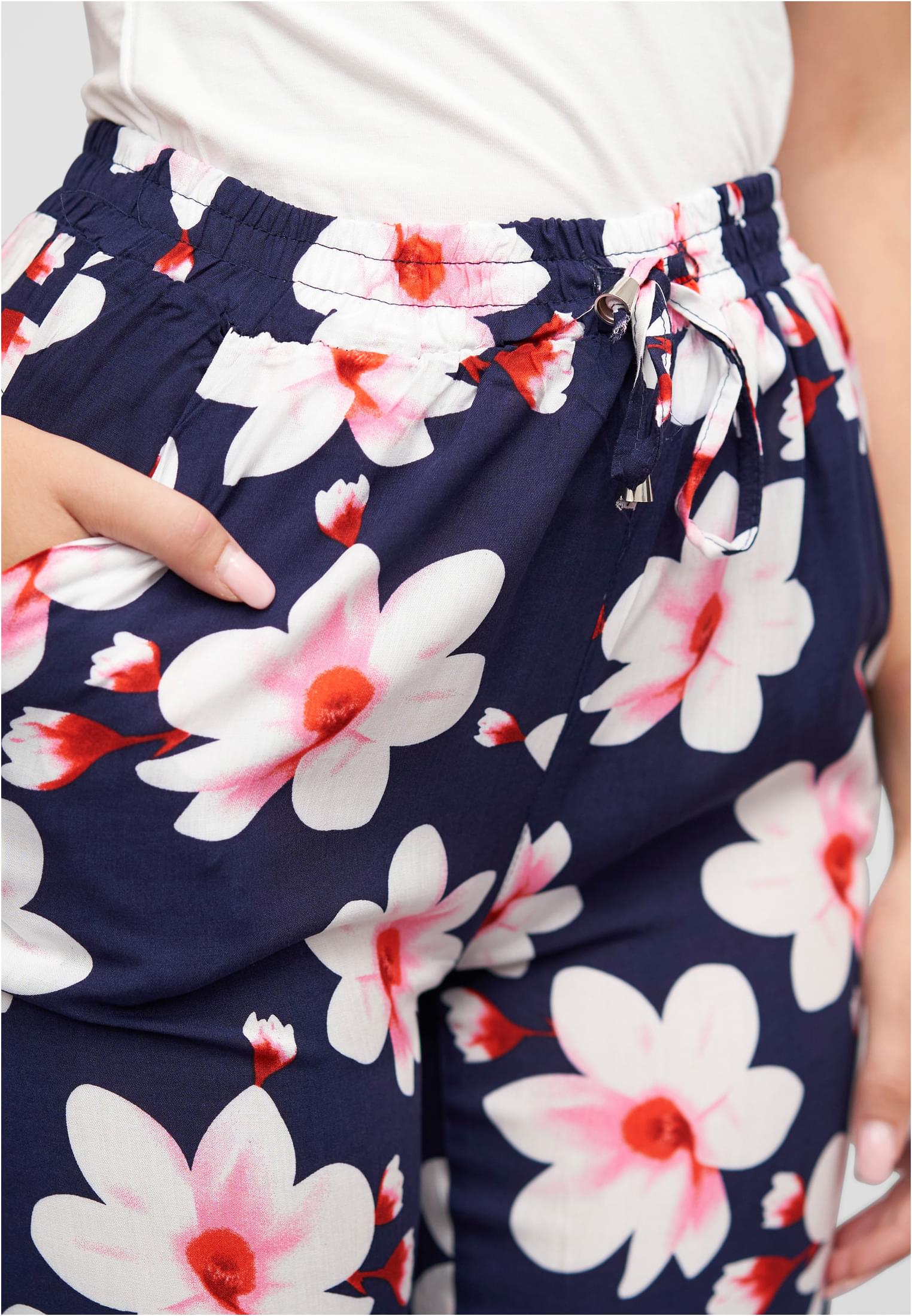 Viskose Hose mit Bündchen 2-Pockets & Big Flowers - related product back image 5