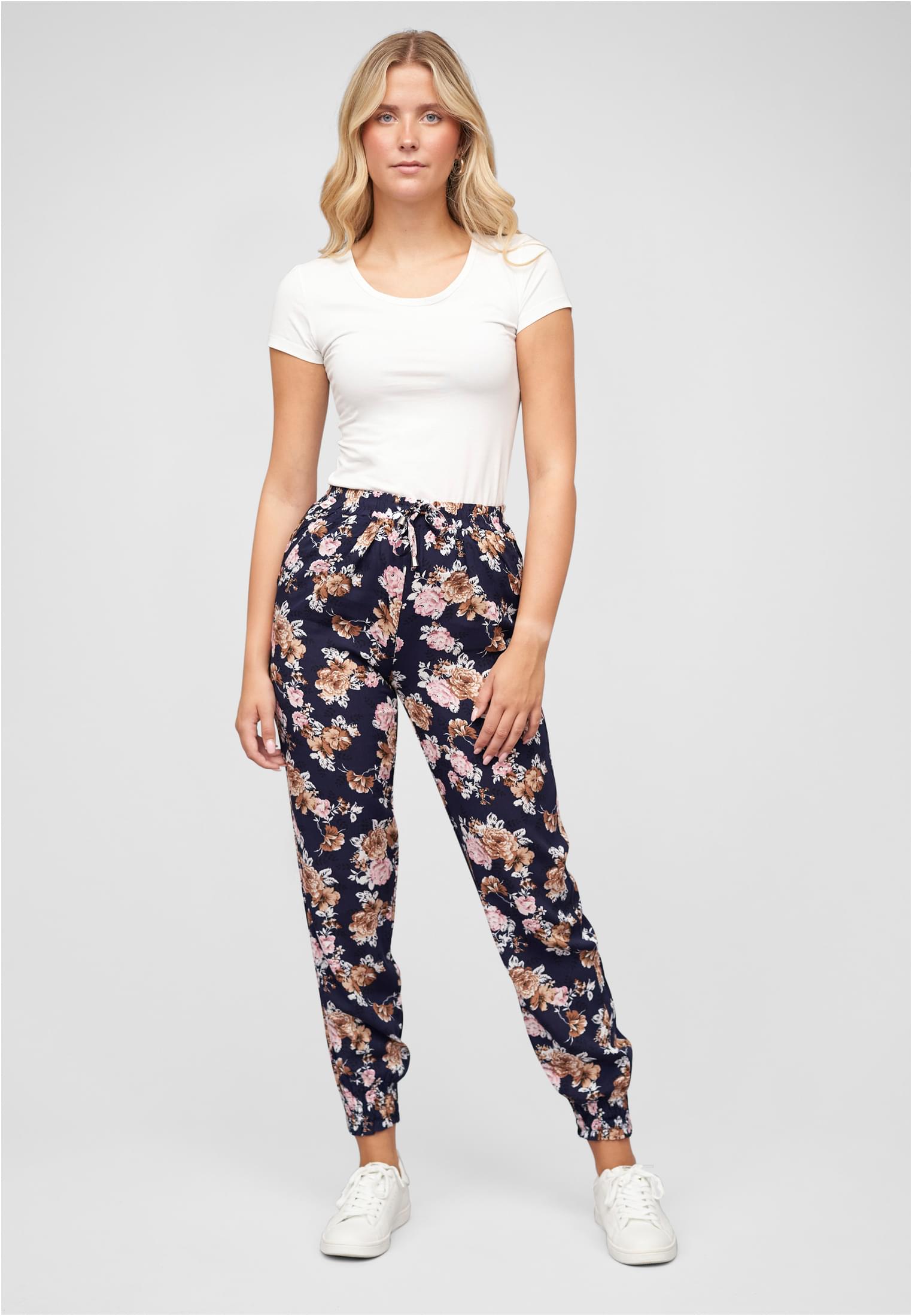 Viskose Hose mit Bündchen 2-Pockets & Rosen Print - related product back image 7