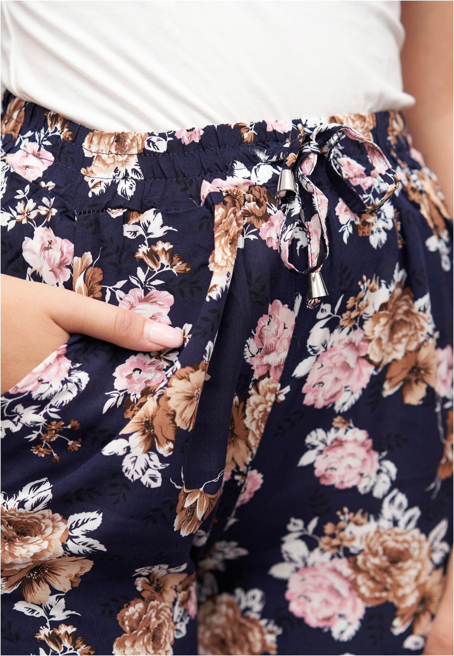 Viskose Hose mit Bündchen 2-Pockets & Rosen Print - related product back image 7