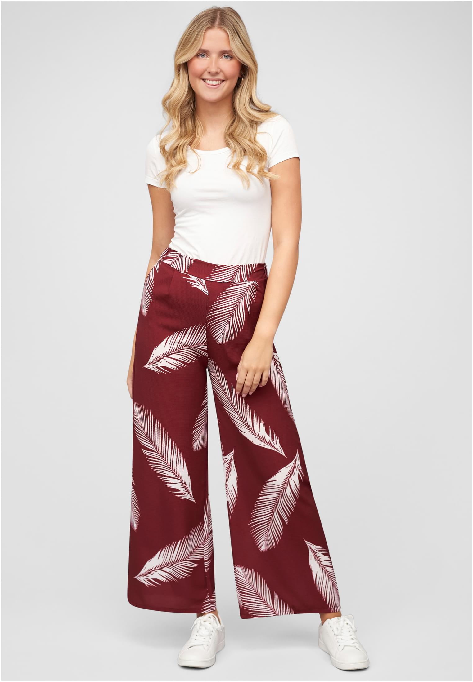 Sommerhose mit weitem Beinschnitt und Federprint bordeaux L - variant image 4