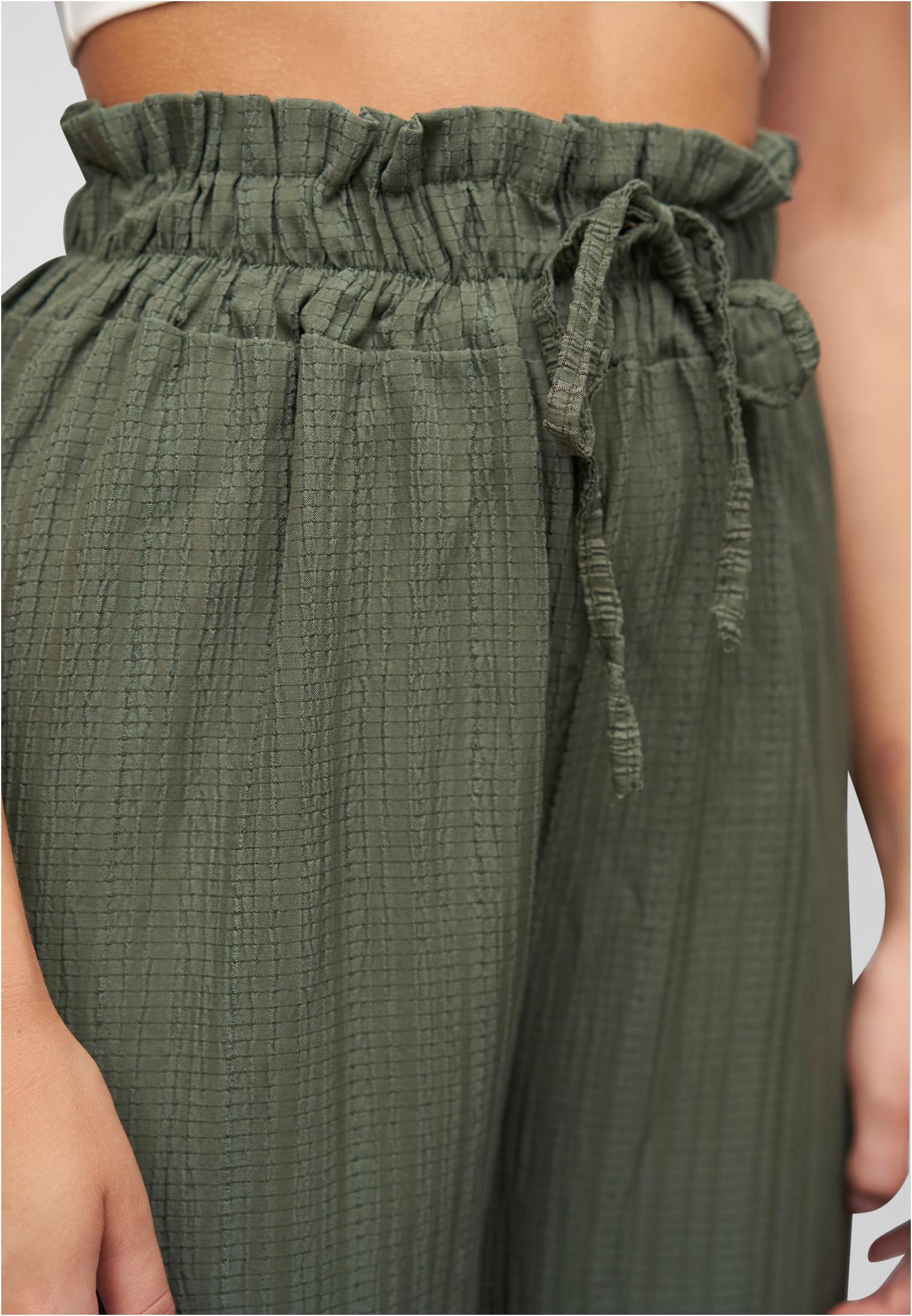 Sommer Hose mit weitem Beinschnitt und Strukturstoff military green L - variant image 5