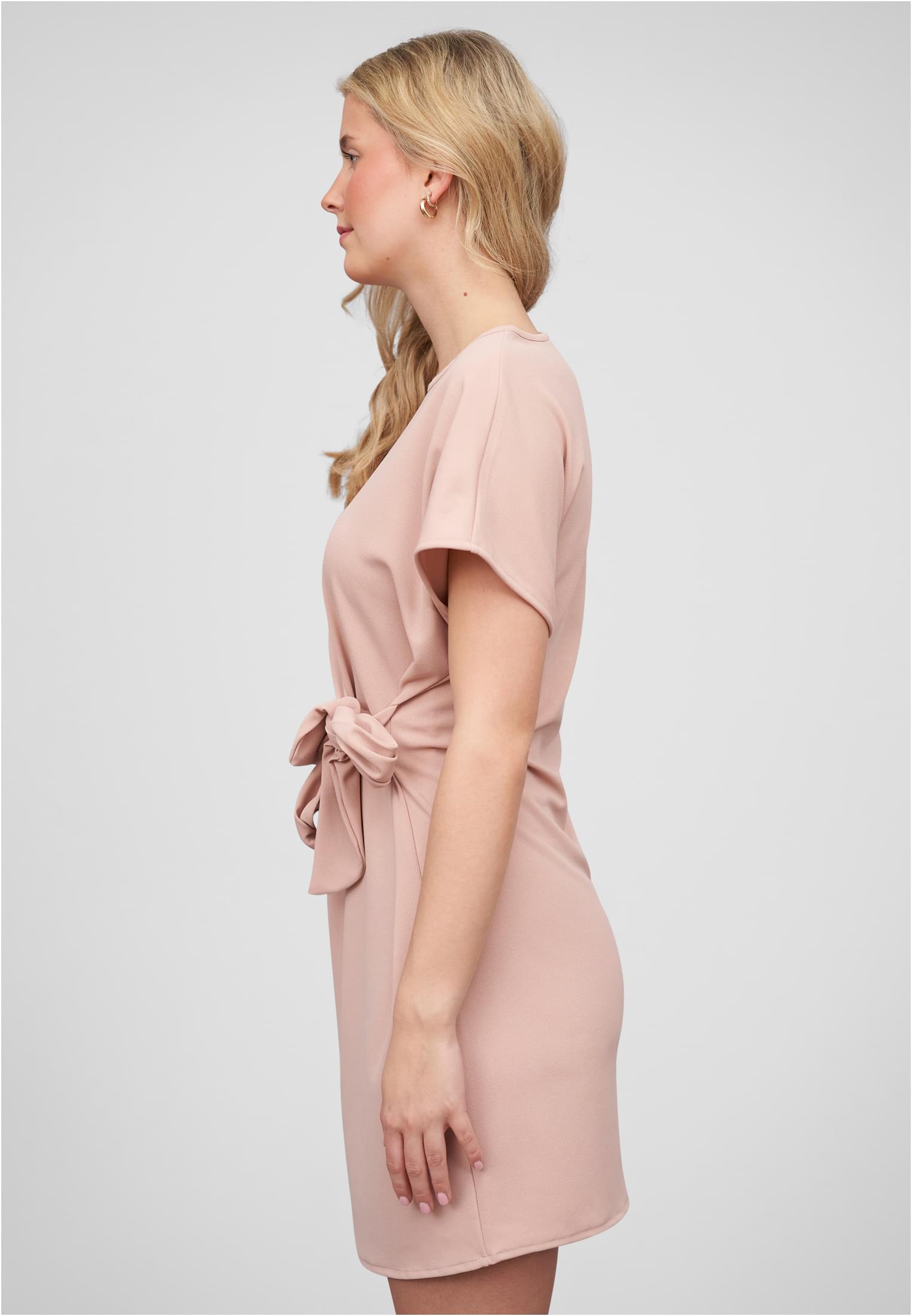 T-Shirt-Kleid mit integriertem Bindegürtel rose L - variant image 1