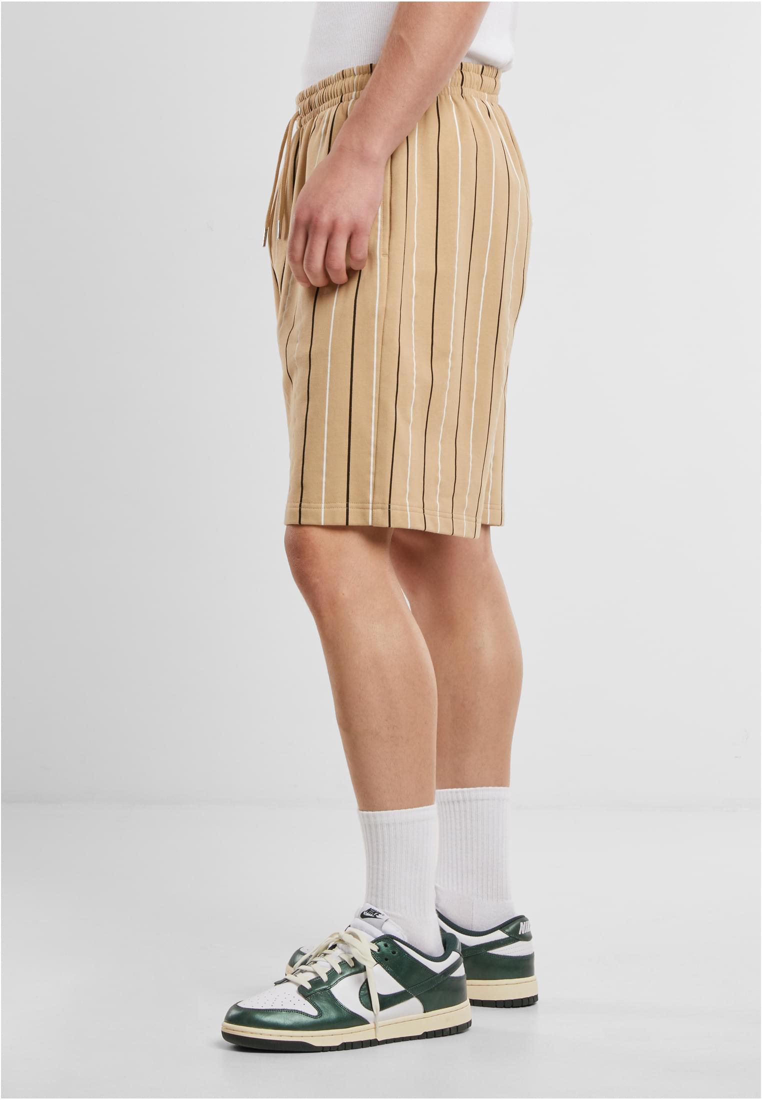 Printed Pinstripe Shorts unionbeige/white/black XXL - variant image 1