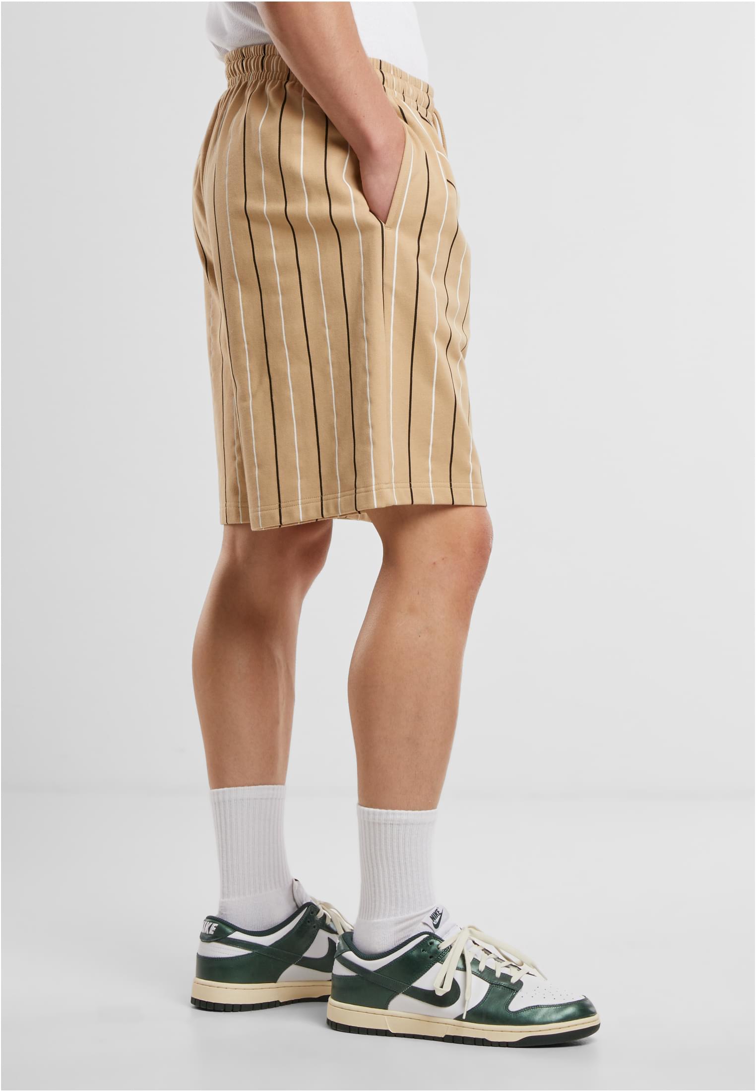 Printed Pinstripe Shorts unionbeige/white/black XXL - variant image 3