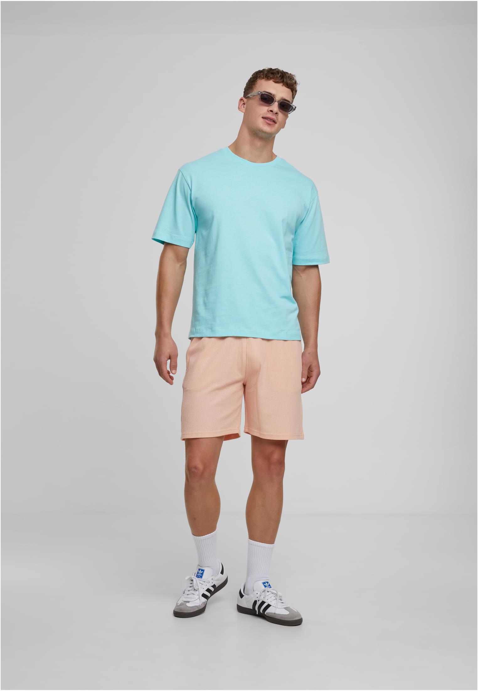  - variant image 2