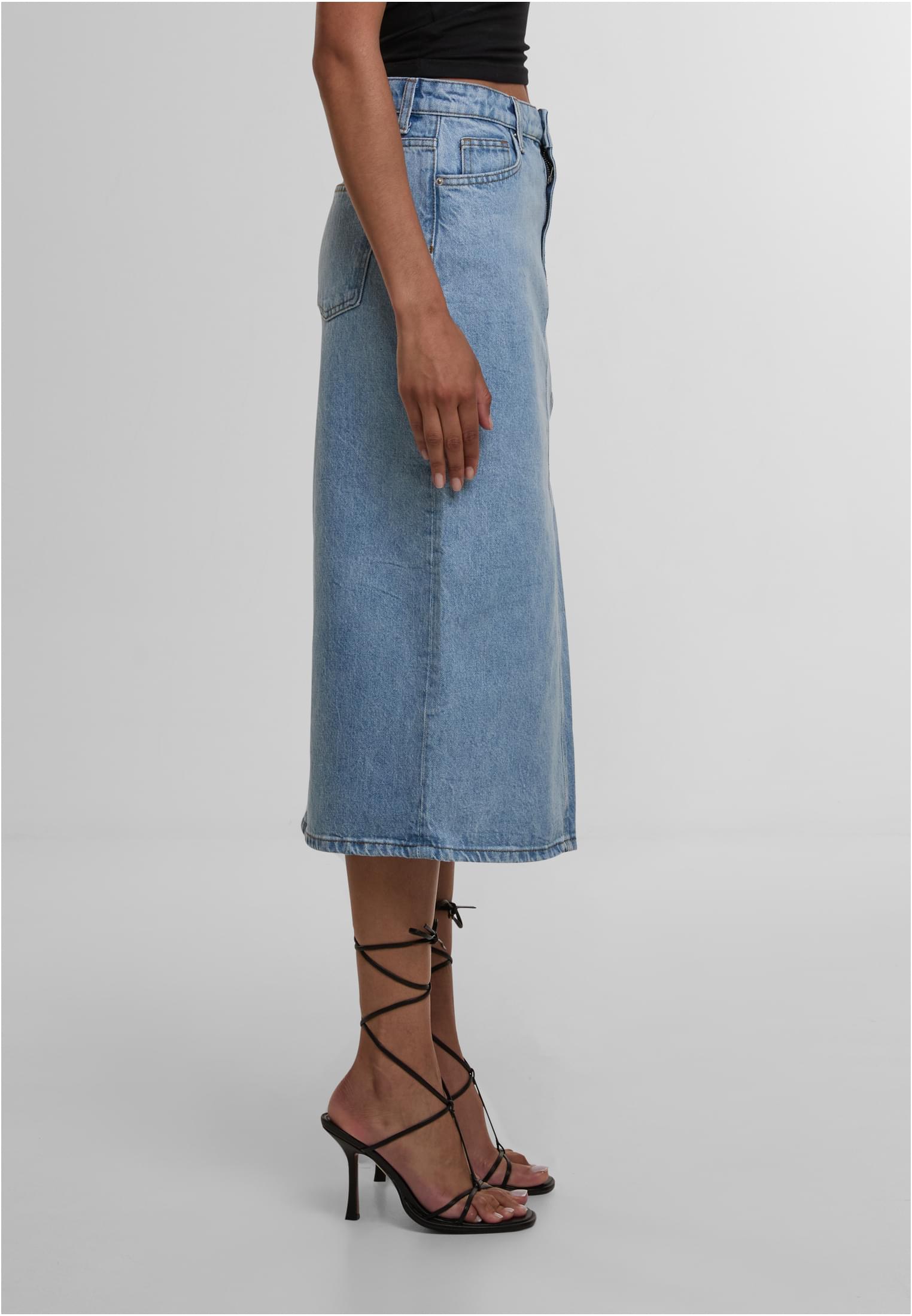  - variant image 3