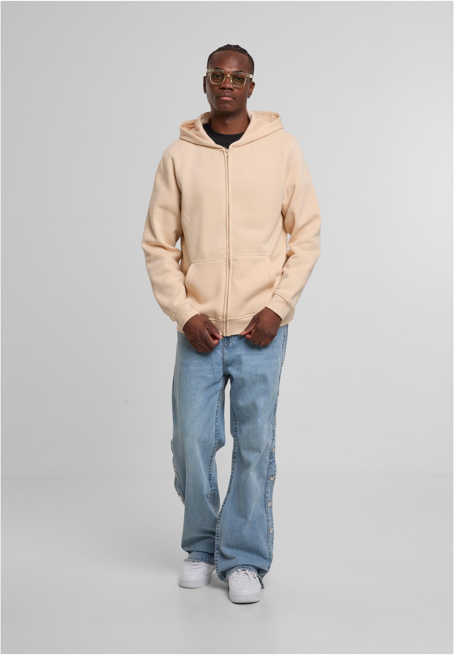 - variant image 2