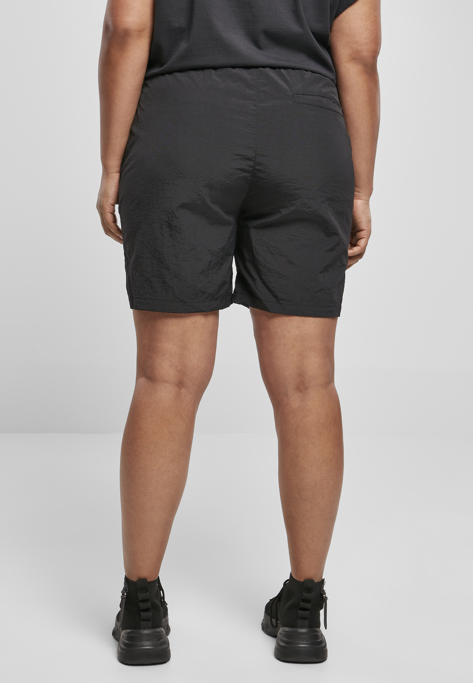 Frauen Falten Nylon Shorts schwarz 3XL
 - variant image 2