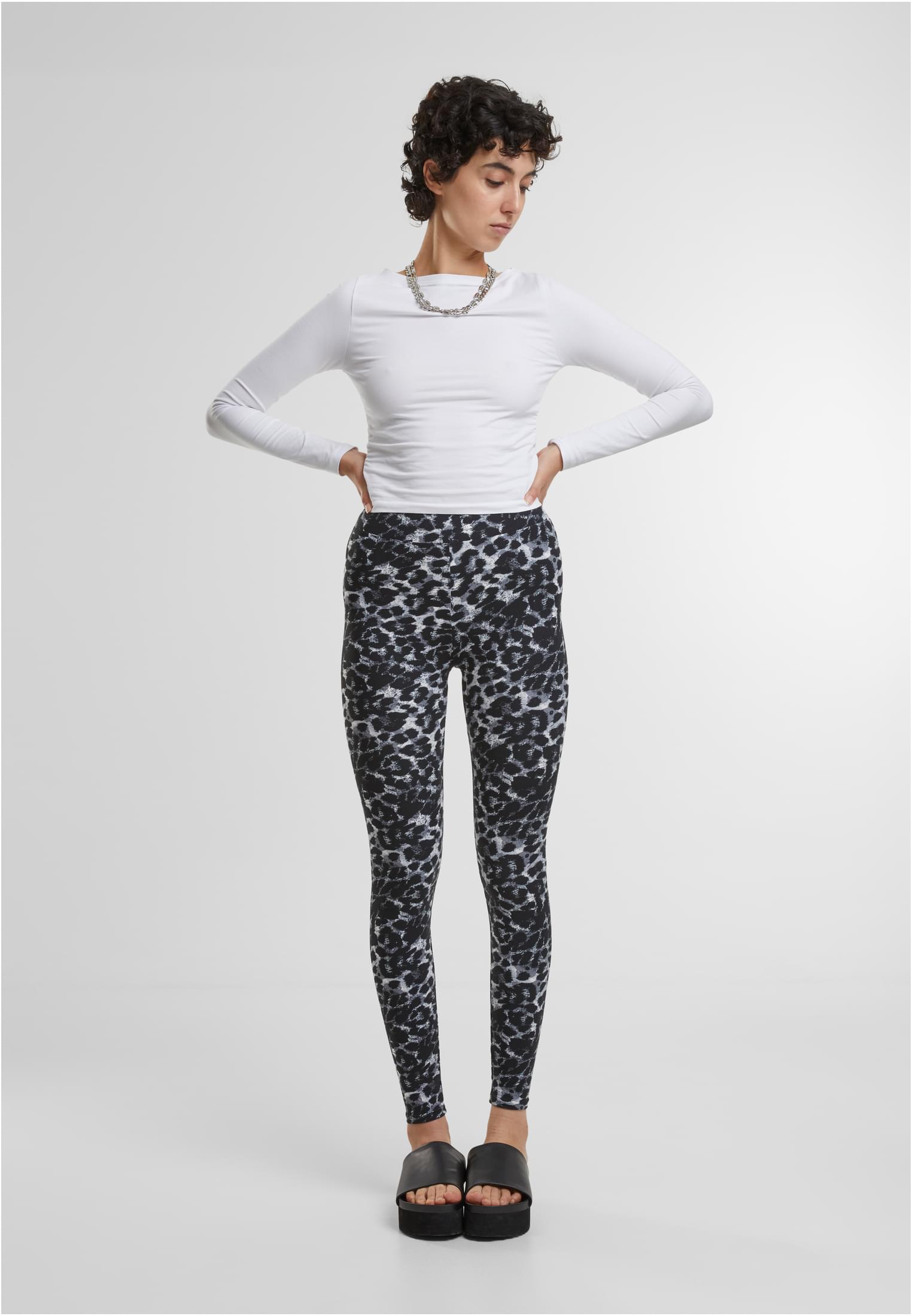 Ladies Soft AOP Leggings blackleo 3XL - variant image 4