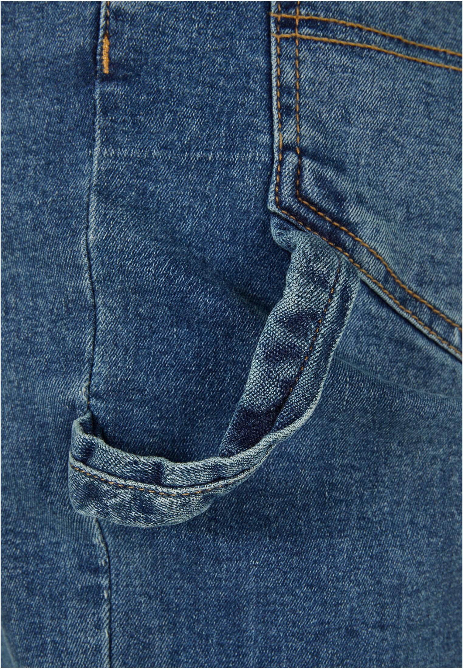  - variant image 10