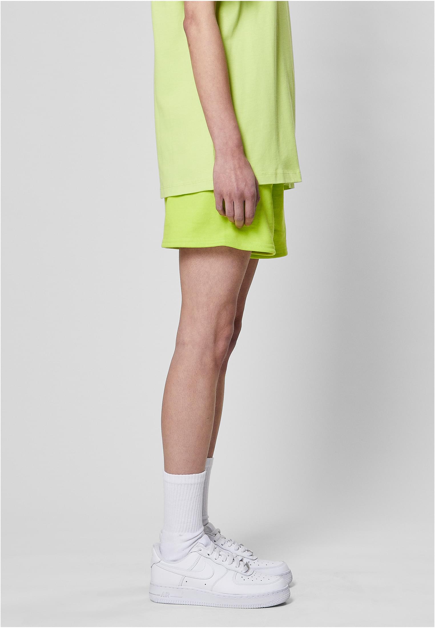 W-Essential Short lime L - variant image 3