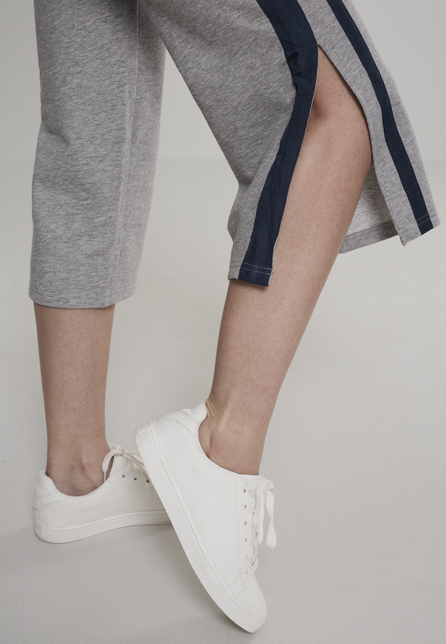 Ladies Taped Terry Culotte grey/navy L - variant image 6