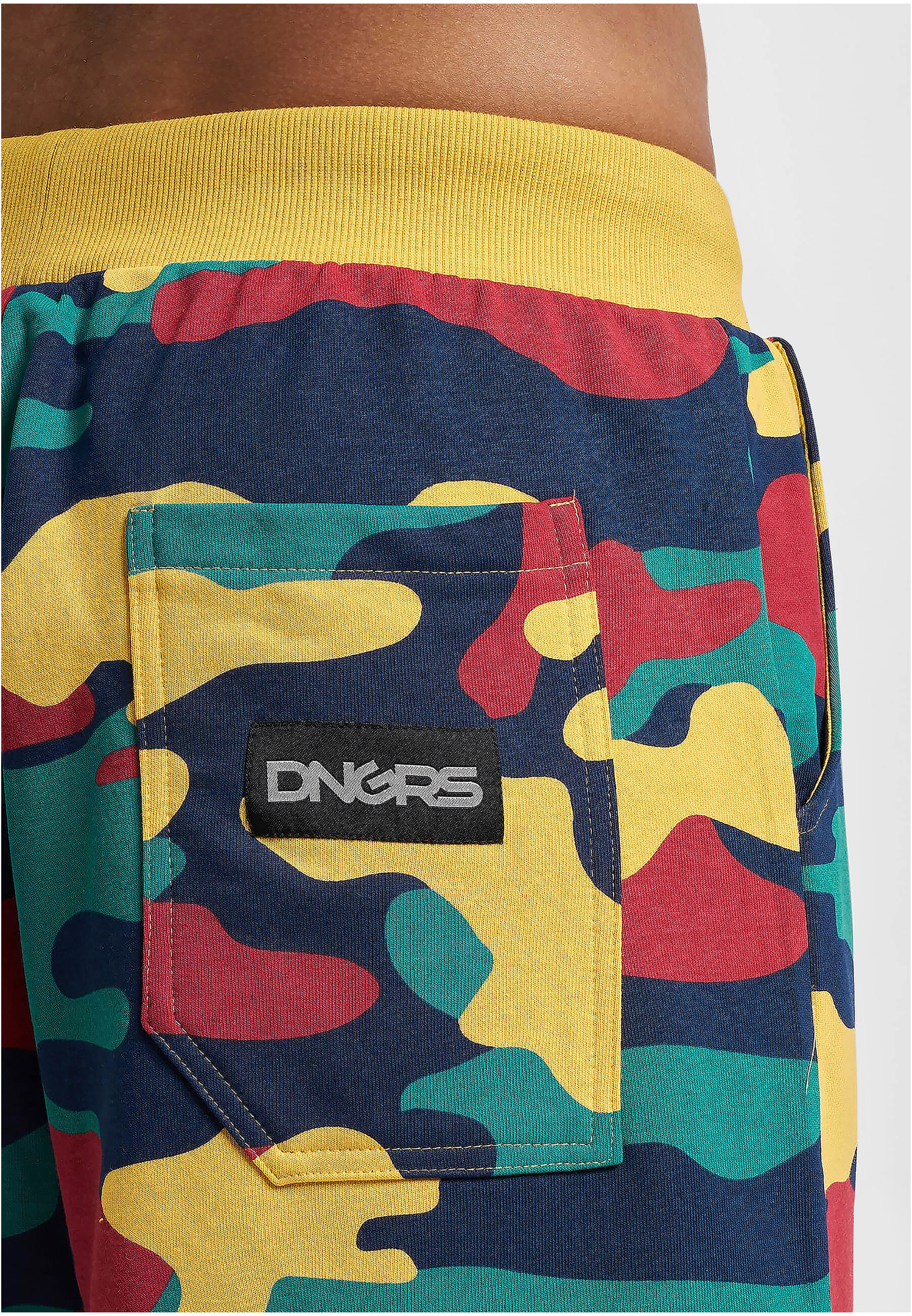 Pericoloso DNGRS Shorts HideMe camo L
 - variant image 5