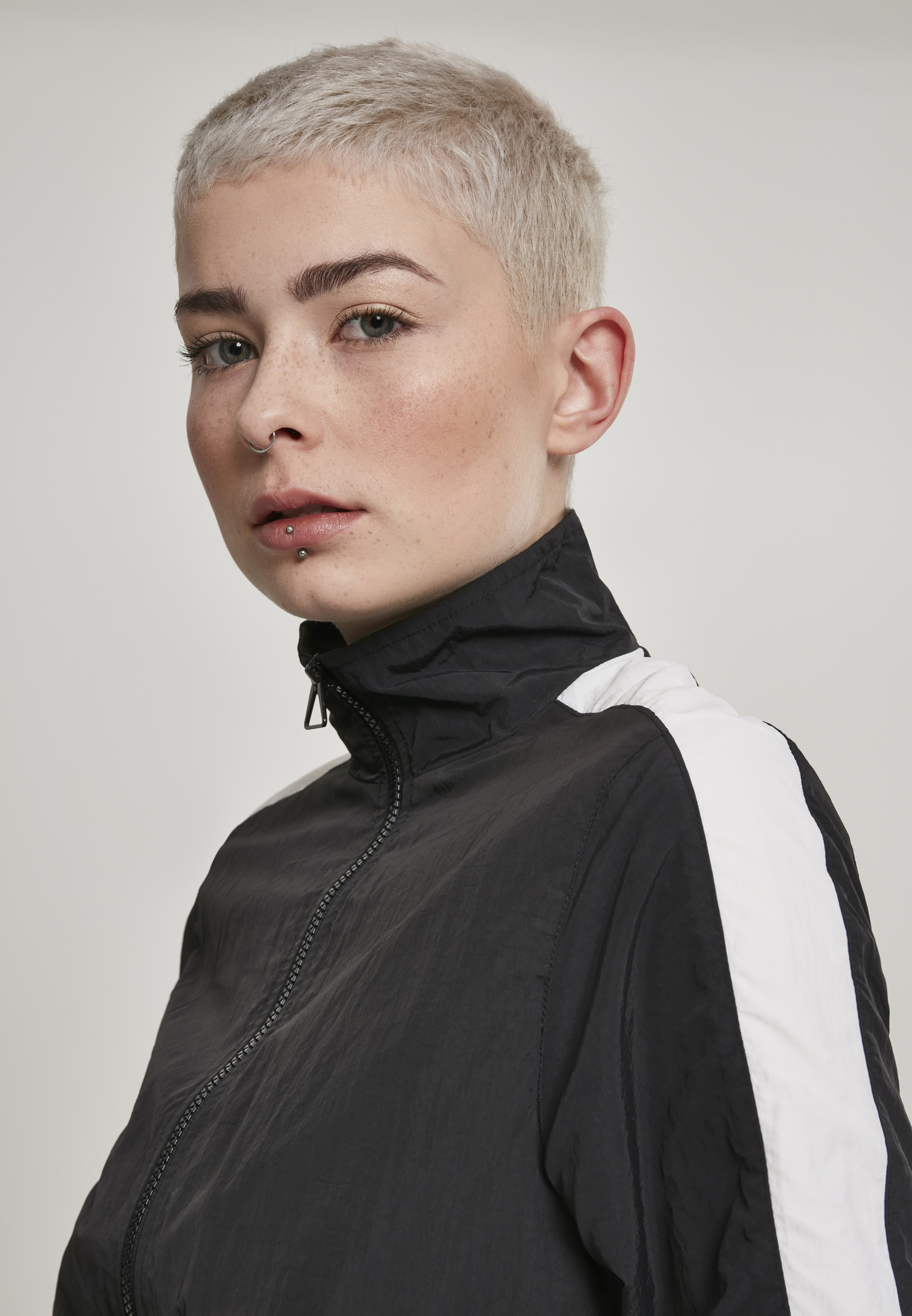 Ladies Short Striped Crinkle Track Jacket blk/wht L - variant image 8
